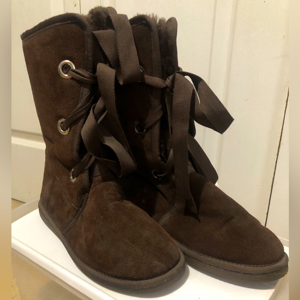 NWOT Brown Tuso Fur-Lined Boots in size 10